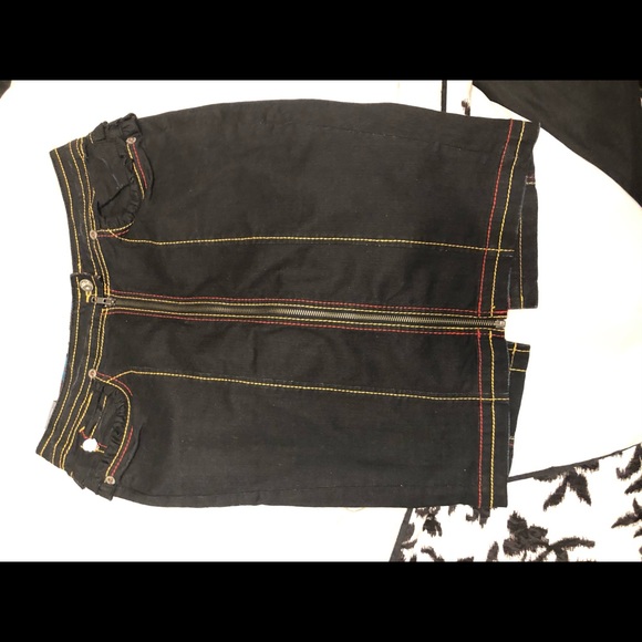 Jean skirt - Picture 1 of 2